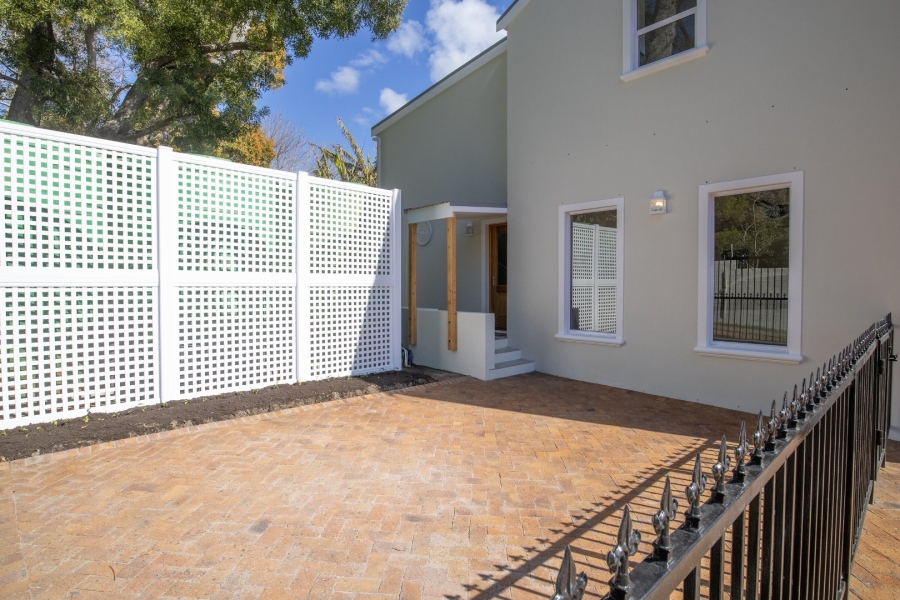 To Let 2 Bedroom Property for Rent in Zwaanswyk Western Cape